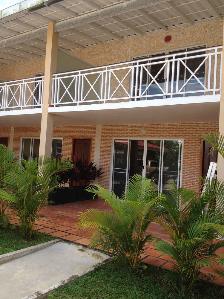 French Garden Resort Sihanoukville Exterior foto